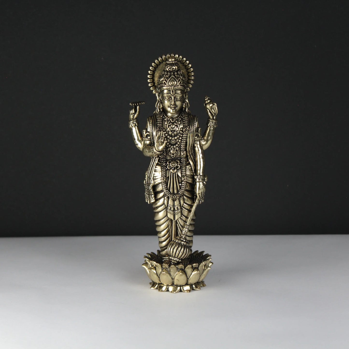 vishnu statue